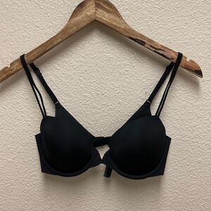 Victoria's Secret Lined Demi Bra 32D